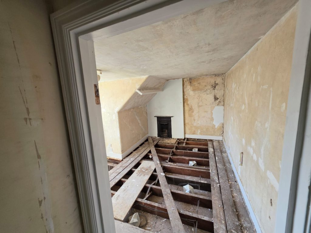 Full refurbishment in Warwick Road Ealing